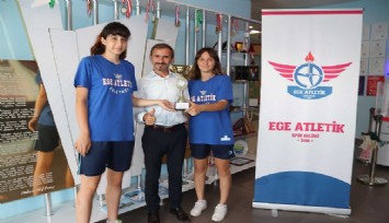 Alkışlar Oğuzhan Özkayalı voleybolculara