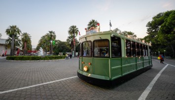 İEF'de “Nostaljik Tramvay' keyfi