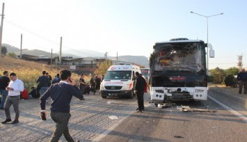 Manisa'da 4 araçlı zincirleme kaza: 24 yaralı