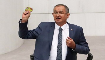 CHP’li Sertel: Belediye başkanlarının basın üzerinde sansürü var, bu durum İzmir’de de farklı değil