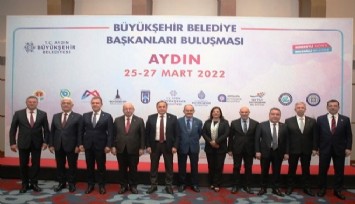 CHP’li 11 büyükşehir belediye başkanı Aydın’da buluştu