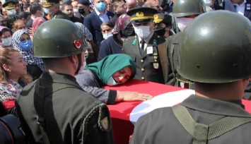 İzmir, şehidini gözyaşlarıyla uğurladı  