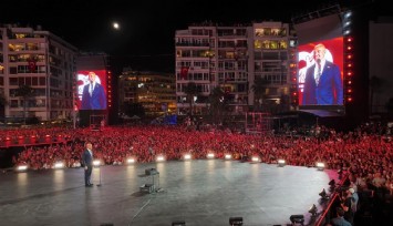 Soyer: Cumhuriyeti barış ve demokrasiyle taçlandırmak yine bize düşüyor