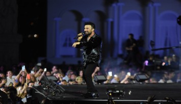 Tarkan'la 100. yıla görkemli kutlama