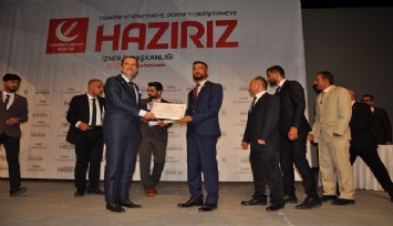 Yeniden Refah Partisinin 2. olağan kongresi İzmir’de gerçekleştirildi