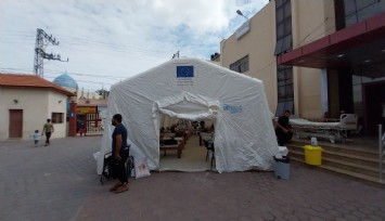 El Aksa Şehitler Hastanesi doldu, yaralılar çadırda tedavi ediliyor