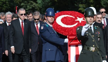 Devlet erkanı Atatürk’ün huzurunda