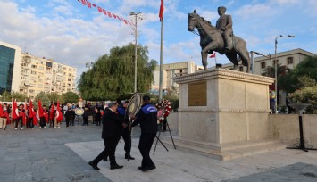 Atatürk Türk Halk Müziği konseri ile anıldı