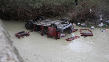 Gediz Nehri'ne uçan araçta 3 kişi hayatını kaybetti