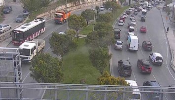 Okullar açıldı… Trafik kızardı!