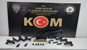 İzmir’de silah ticareti yapan şebeke çökertildi