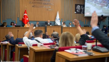 İzmir’de su baskını mağdurlarına nakdi yardım meclisten geçti