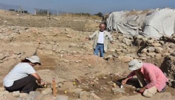 İzmir'de bulundu… 8 bin 200 yıllık atölye!