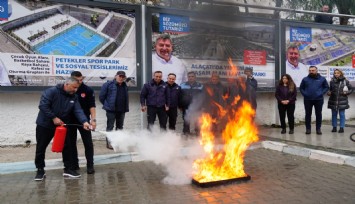 İzmir İtfaiyesi’nden Zabıta personeline yangın güvenlik eğitimi verildi