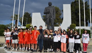 Aliağa'da 'Atatürk Yol Koşusu' düzenlendi