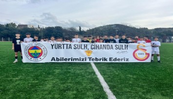 Genç futbolcular sahaya Atatürk’ün sözüyle çıktılar