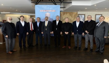 <strong>CHP İzmir’de “İl Başkanları” zirvesi</strong>