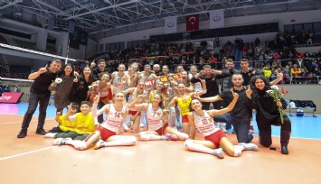 Göztepe Voleybol, liderlik takibini sürdürüyor