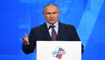 Putin: 'Belarus'a nükleer silah yerleştireceğiz'