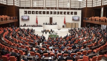 En düşük emekli aylığını 7 bin 500 TL’ye çıkaran teklif kabul edildi