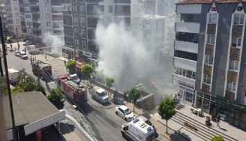 İzmir’de inşaat malzemeleri deposunda yangın