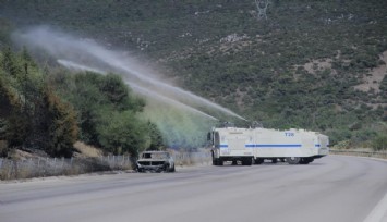 İzmir’de araçtan çıkan orman yangını kontrol altında