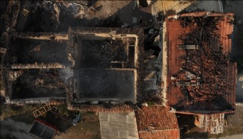 Çanakkale'deki orman yangınından etkilenen iki köy dronla görüntülendi