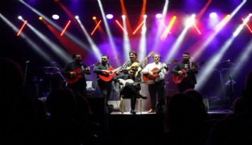 Çeşme Festivali’nde Chico & Gypsies ile muhteşem final