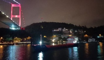 İstanbul Boğazı gemi trafiğine kapatıldı