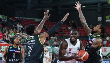 Karşıyaka'dan ilk galibiyet: 105-88