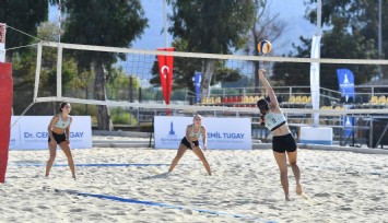 Liseliler Plaj Voleybolu Şenliği coşkuyla sona erdi