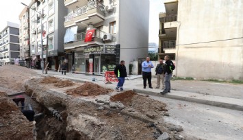 Menderes Belediye Başkanı İlkay Çiçek hizmetleri yerinde takip ediyor