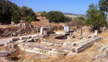 Urla’da tarihi değiştirecek buluş: Ege’de hiçbir örneği olmayan mezar bulundu