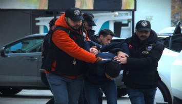 Çeşme'de 3 kişiyi başından vuran şahsın ilginç savunması: Kafa attılar ben de ateş ettim