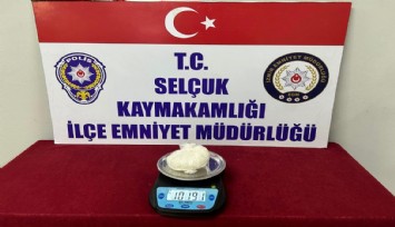 Selçuk'ta uyuşturucu operasyonu: 247,83 gram metamfetamin maddesi ile yakalandı