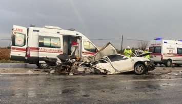 Denizli'de düğün yolunda feci kazada bir aile yok oldu