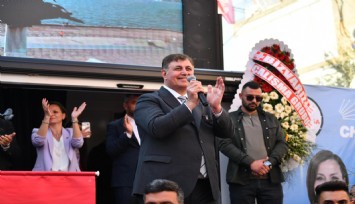 Cemil Tugay'dan Erdoğan'ın İzmir mitingine gönderme