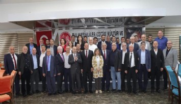 İzmir'de Balıkesir zirvesi