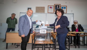 Tunç Soyer'den seçim mesajı: Bugün demokrasi günü