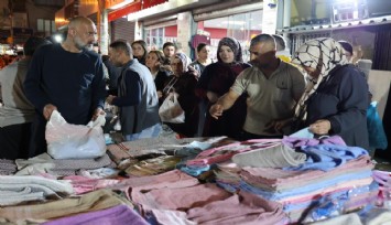 İzmir'de bayram alışverişi yoğunluğu