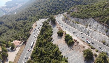 Muğla’da 15 kilometrelik araç kuyruğu