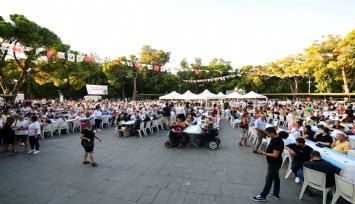 Bornova'da Geleneksel Aşure Günü buluşması