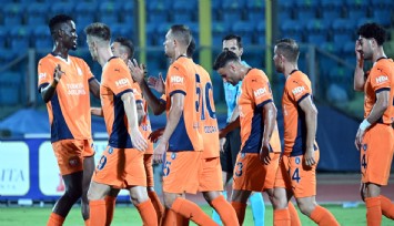 UEFA Avrupa Konferans Ligi: La Fiorita: 0 - RAMS Başakşehir: 4