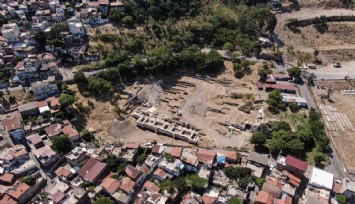 Smyrna Tiyatrosunda kazılar yeniden başladı: İzmir'in ikinci Efes'i olacak