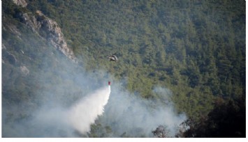 İzmir’deki son yangın da söndürüldü: Menderes’teki yangın kontrol alındı