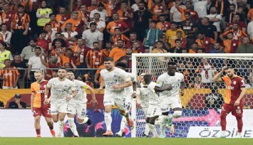 Galatasaray'da büyük şok: Kasımpaşa ile 3-3 berabere kaldı