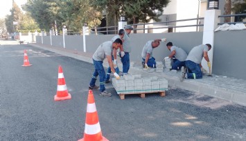 Güzelbahçe Namık Elal Caddesi asfalta kavuştu