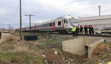 Denizli’de trenin çarptığı adam hayatını kaybetti