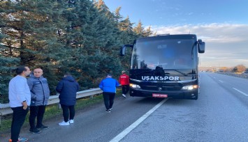 Uşakspor kafilesini taşıyan otobüse taşlı saldırı: Sportif Direktör yaralandı