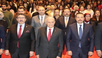 Binali Yıldırım İzmir’de konuştu: Cumhurbaşkanı Erdoğan'ın tekrar aday olmasının yolu açılmalı